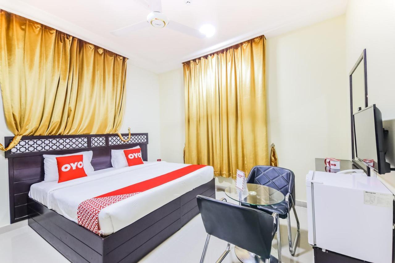 Ras Al Hadd Waves Hotel מראה חיצוני תמונה